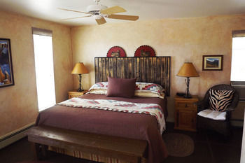 טורי Skyridge Inn מראה חיצוני תמונה