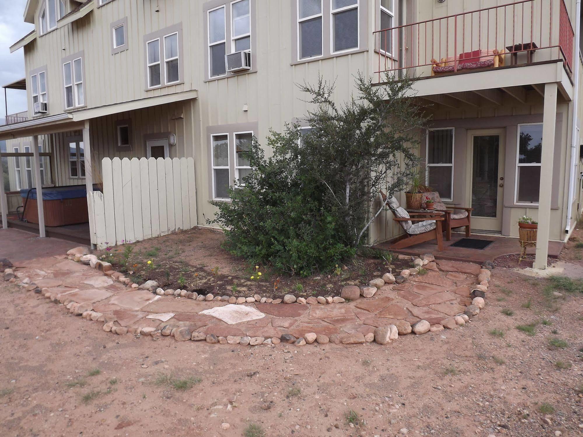 טורי Skyridge Inn מראה חיצוני תמונה